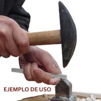 Cuña o tajadera para corte de teselas